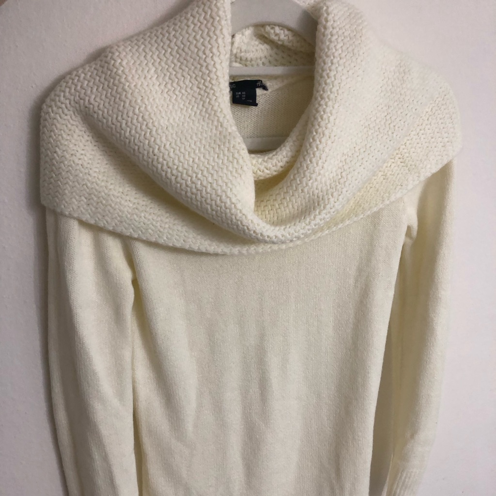 H&M Basic Cream Sweater